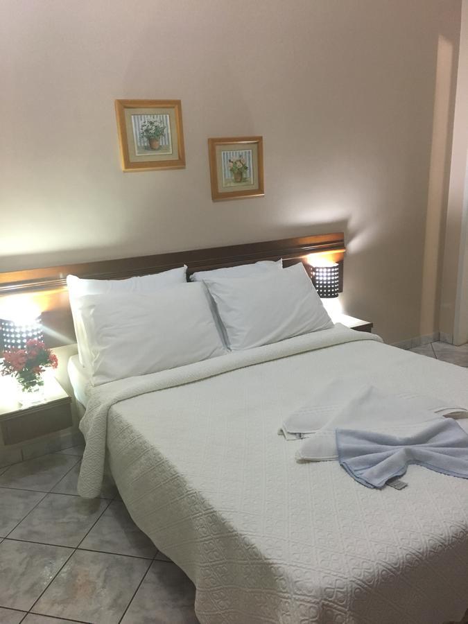 Hotel Pousada Caminho Da Praia グアラパリー エクステリア 写真